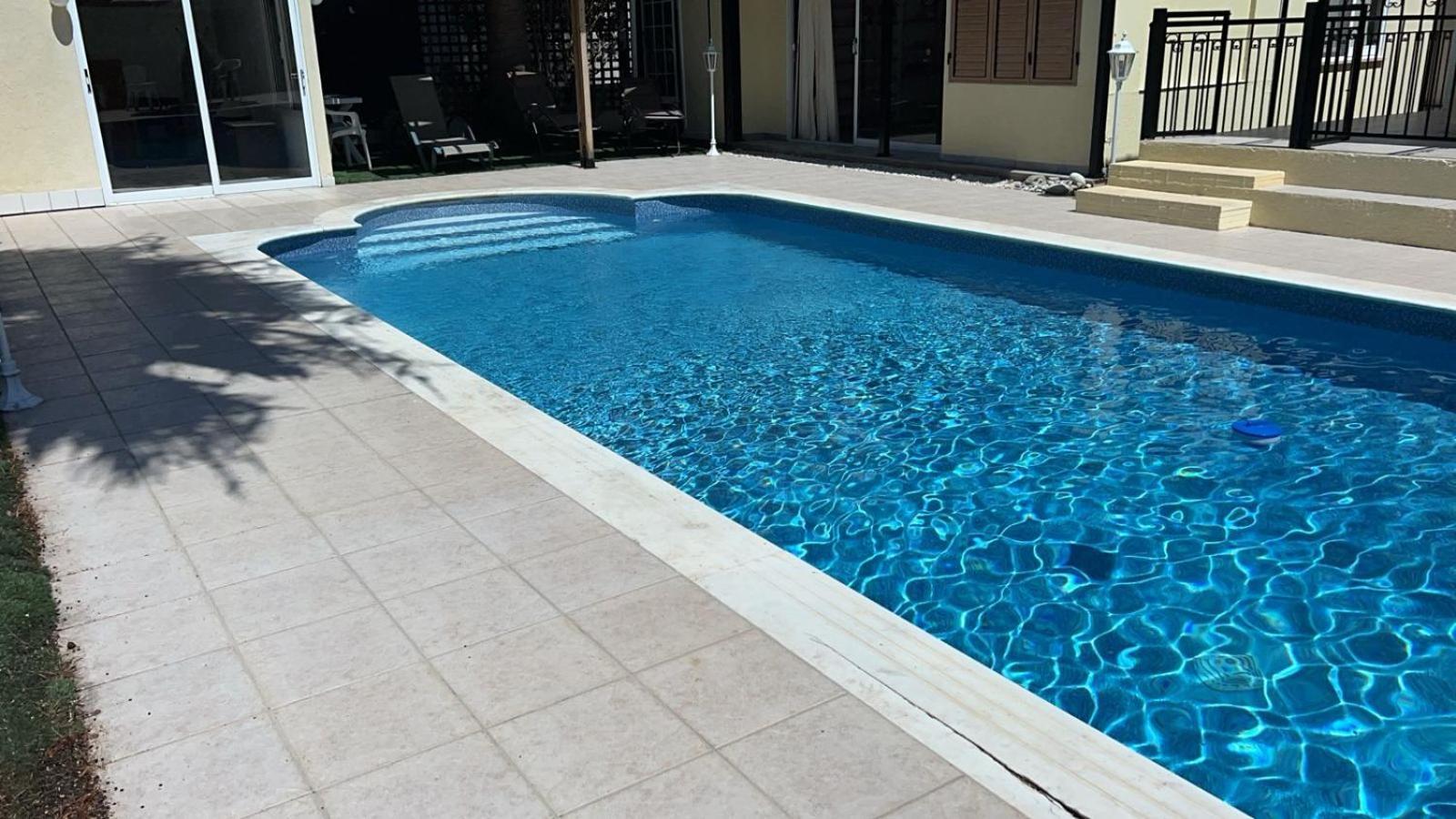 Villa 4 Bedroom - Huge Outdoor ! Private Pool !