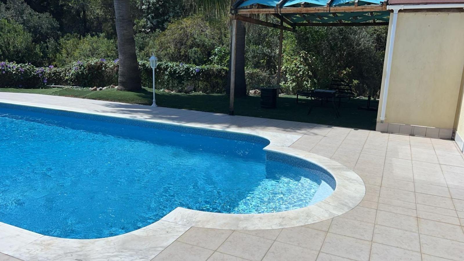 Villa 4 Bedroom - Huge Outdoor ! Private Pool ! *