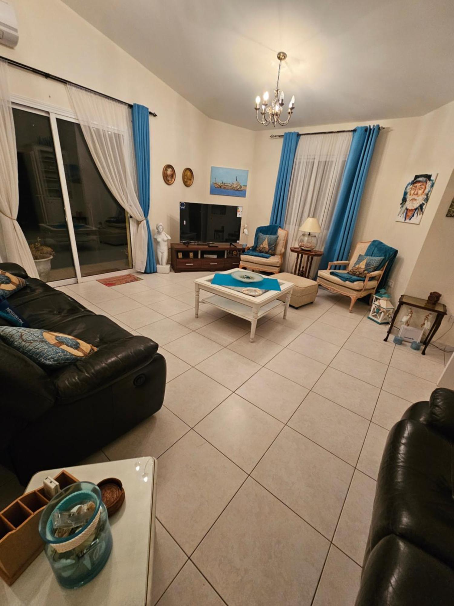 Villa 4 Bedroom - Huge Outdoor ! Private Pool !